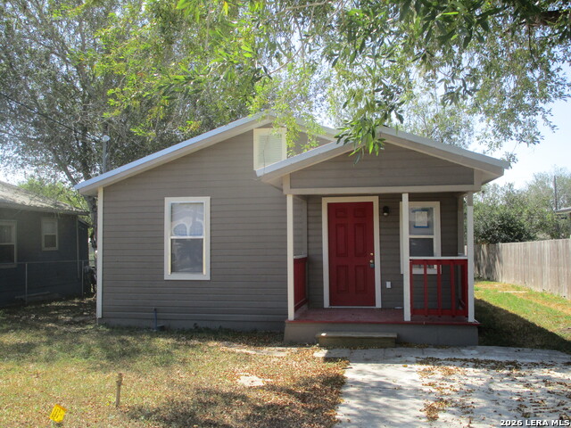 506 E Sarah St Property Photo 1