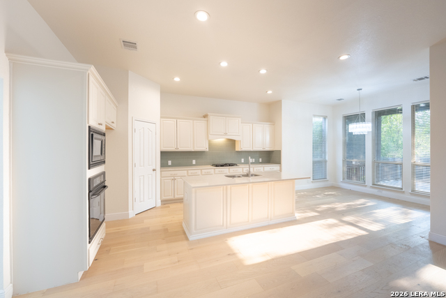 227 Waxberry Trl Property Photo 8