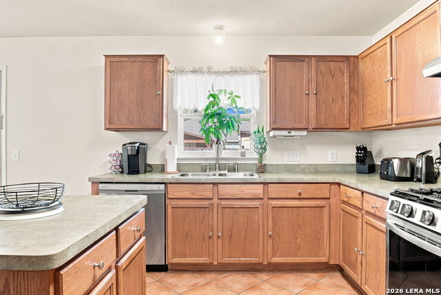 15818 Blue Sky Rd Property Photo 17