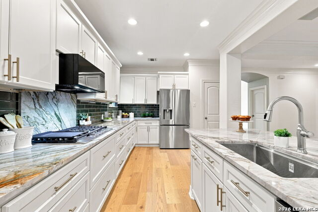 23226 Crest View Way Property Photo 13