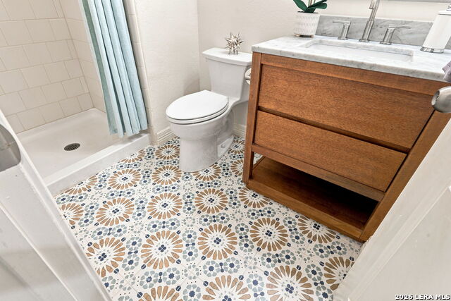 23226 Crest View Way Property Photo 24