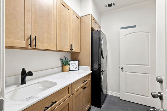 23226 Crest View Way Property Photo 37
