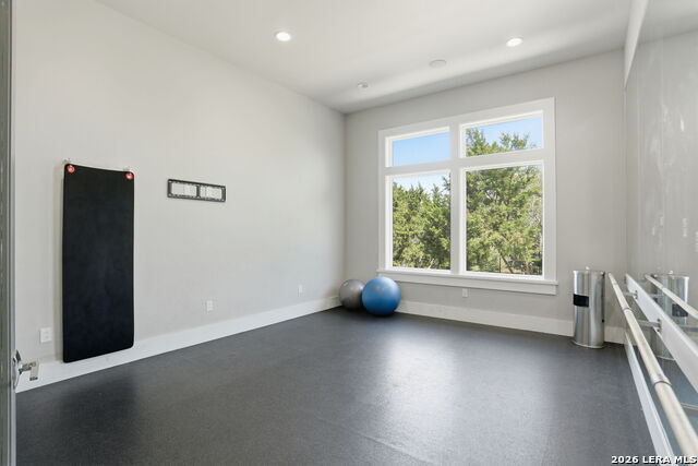 23226 Crest View Way Property Photo 53