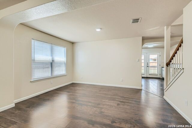 8919 Walnut Springs Property Photo 9