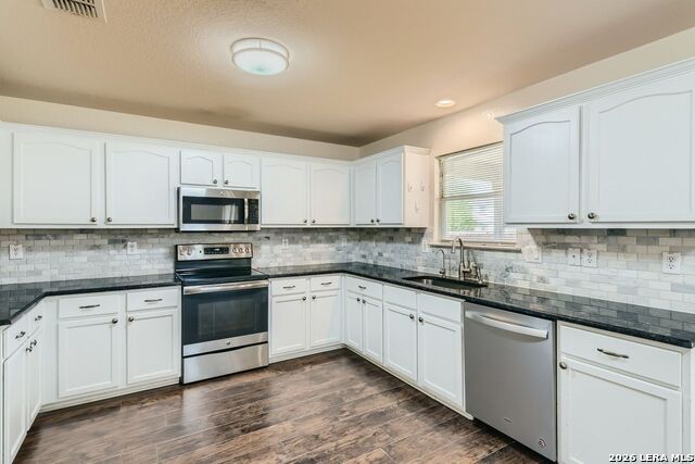8919 Walnut Springs Property Photo 15