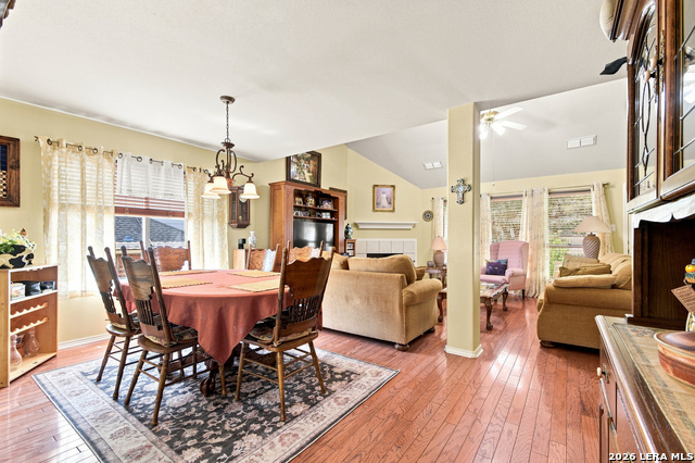 8621 Wood Falls Property Photo 5