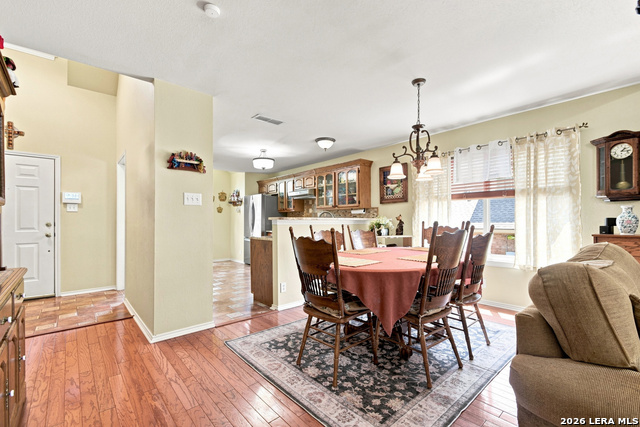 8621 Wood Falls Property Photo 6