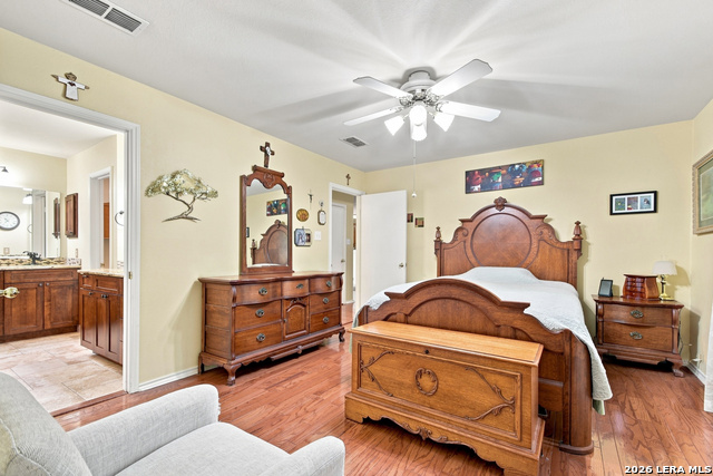 8621 Wood Falls Property Photo 11