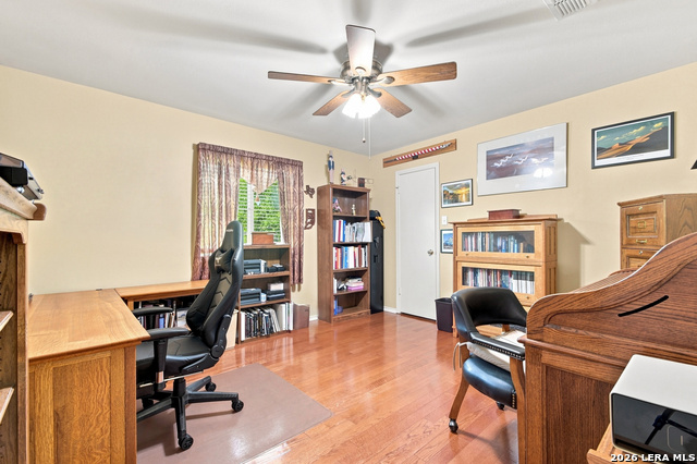 8621 Wood Falls Property Photo 19