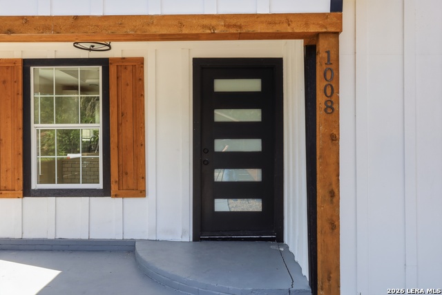 1008 Stonewall Property Photo 4