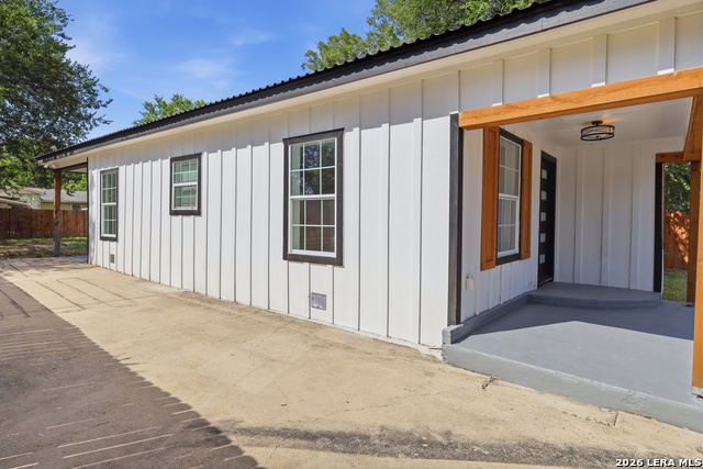 1008 Stonewall Property Photo 6