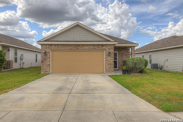 124 Laurel Grace Ln Property Photo 1