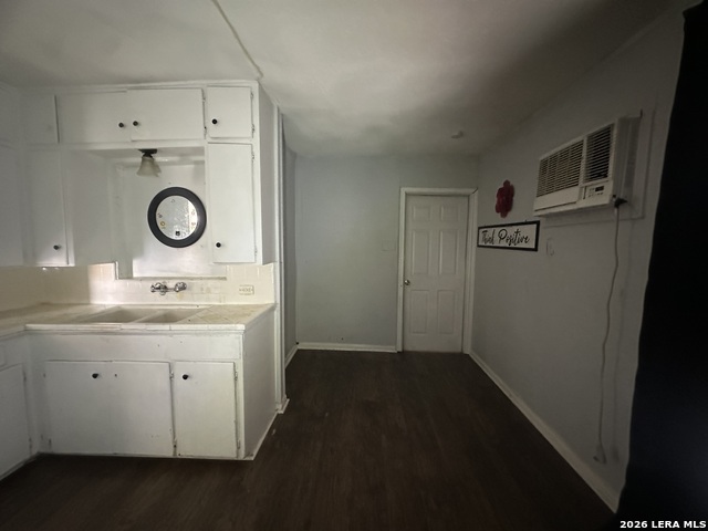 250 Golden Crown Property Photo 6
