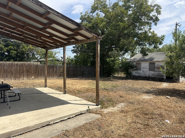 250 Golden Crown Property Photo 14