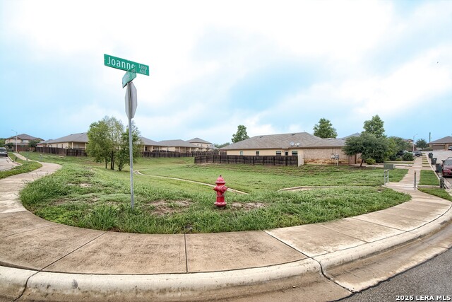 402 Joanne Loop Property Photo 2