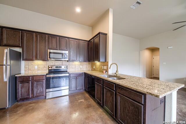 402 Joanne Loop Property Photo 10