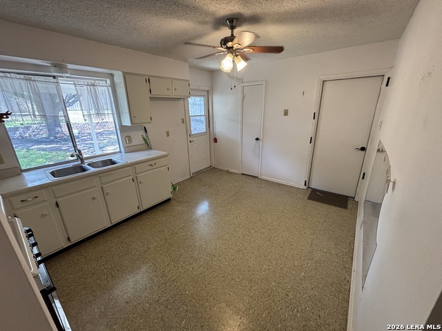 7514 Valley Oak St Property Photo 6