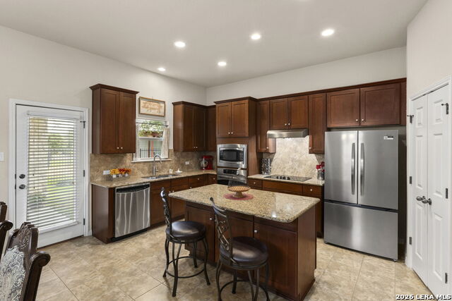848 San Ignacio Property Photo 8