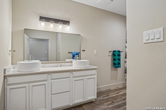 757 Canyon Bnd Property Photo 27