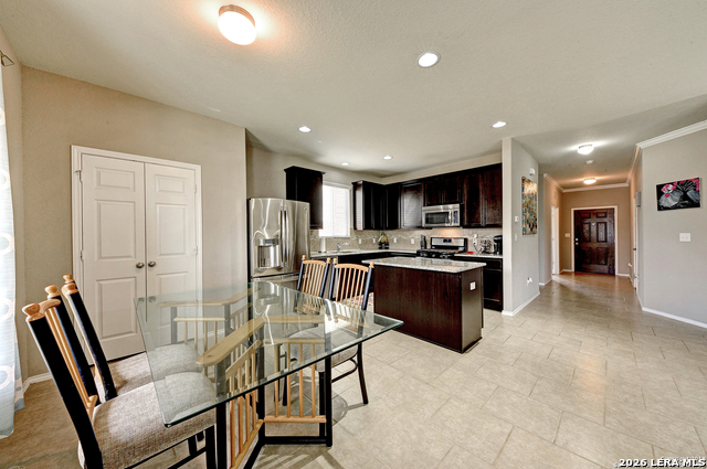 1625 Desert Candle Property Photo 8