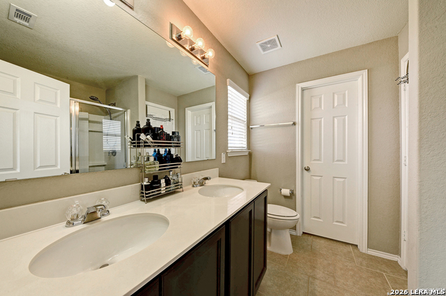 1625 Desert Candle Property Photo 18