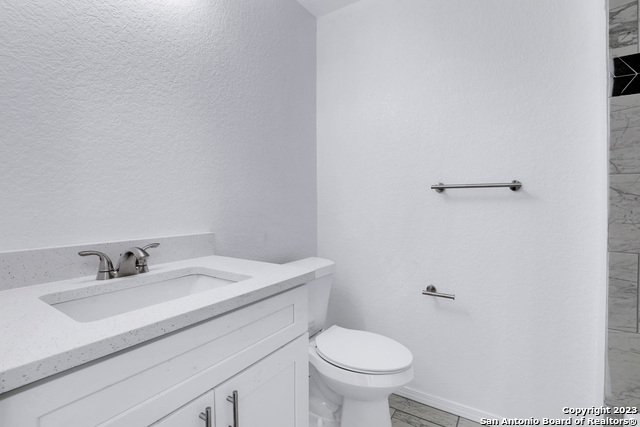 874 E Sunshine Dr Property Photo 20