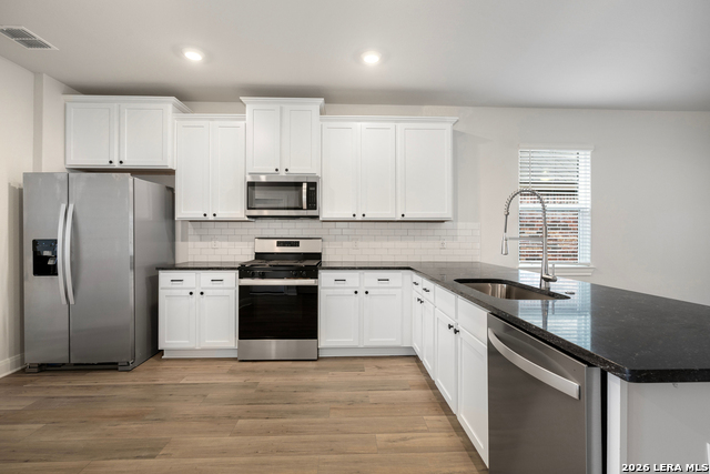 6630 Thorpe Hollow Property Photo 8