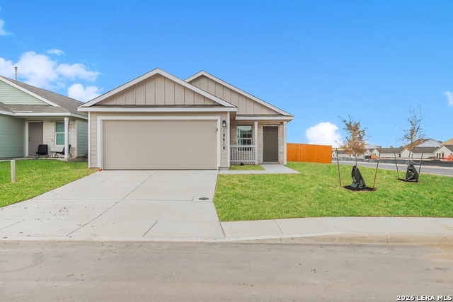 10610 Mcclintock Property Photo 1