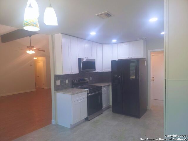 8842 Thatch Dr Property Photo 5