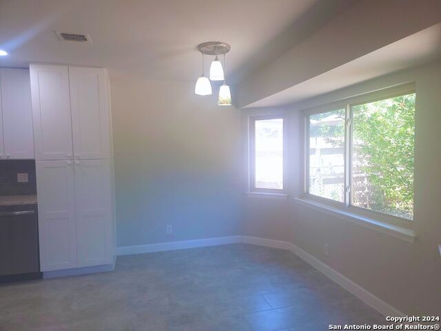 8842 Thatch Dr Property Photo 7