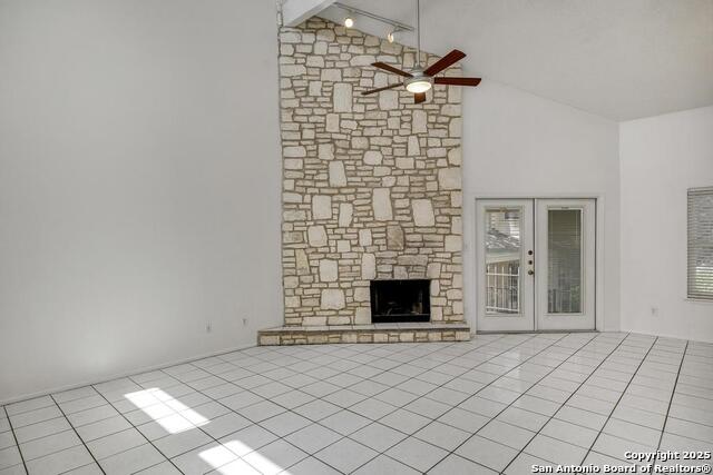 8421 Echo Creek Ln Property Photo 7