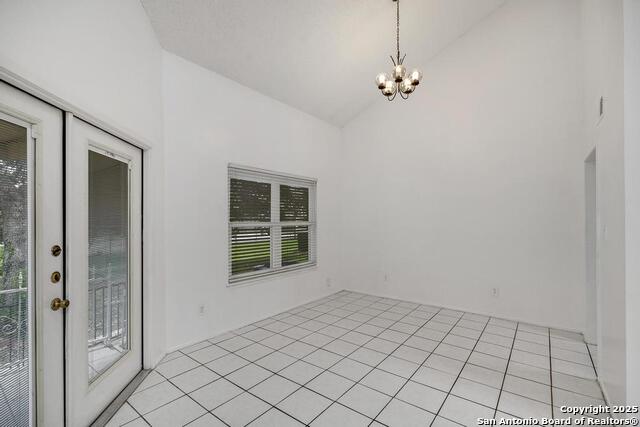 8421 Echo Creek Ln Property Photo 10