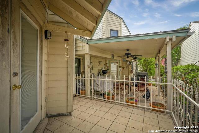 8421 Echo Creek Ln Property Photo 21
