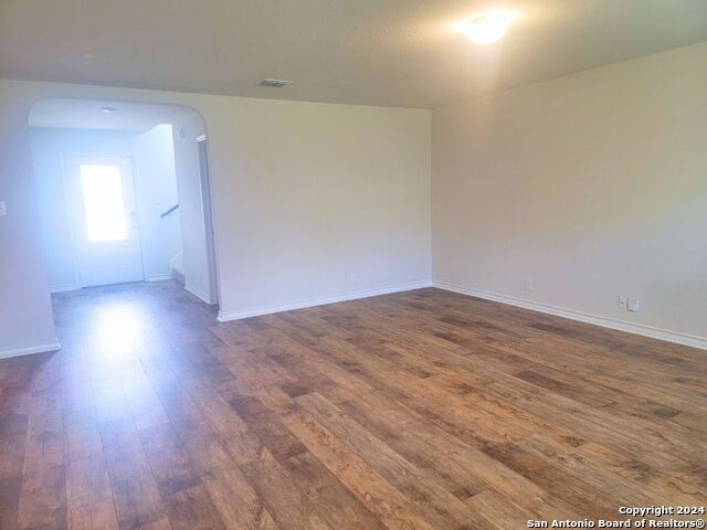 1524 Mossy Jasper Property Photo 6