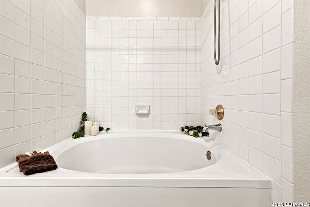 10302 Stonefield Pl Property Photo 38