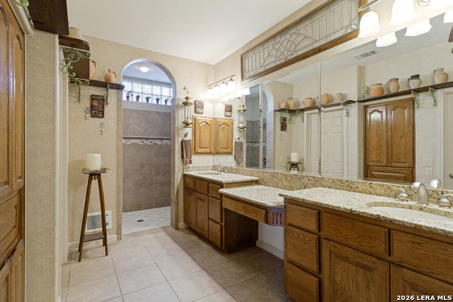 134 Roseheart Property Photo 14