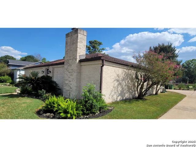 5603 Arncliffe Dr Property Photo 2