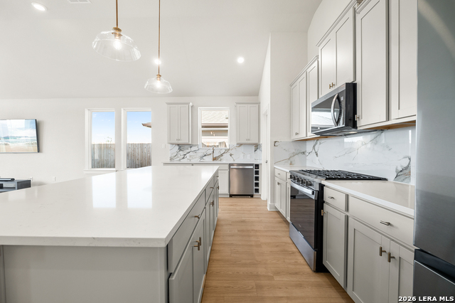 283 Red Arrow Property Photo 13