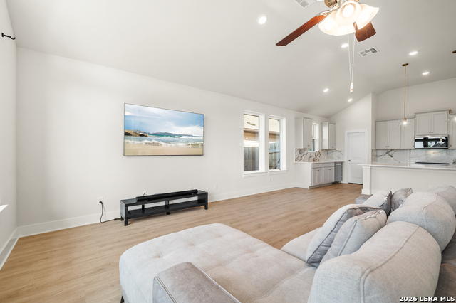 283 Red Arrow Property Photo 23