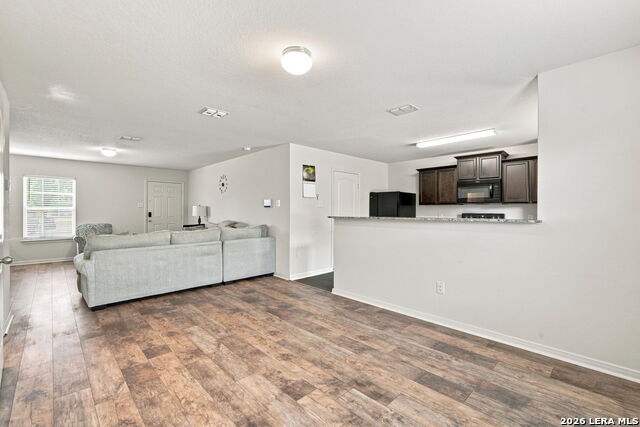 6226 Myrtle Pass Property Photo 5