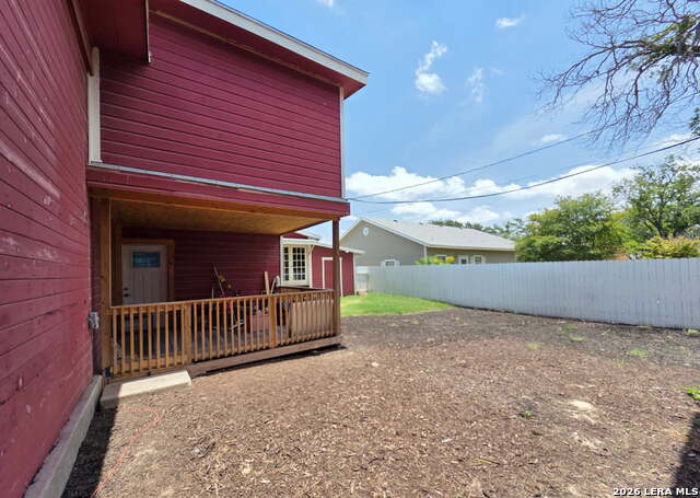 1916 N Main St Property Photo 33
