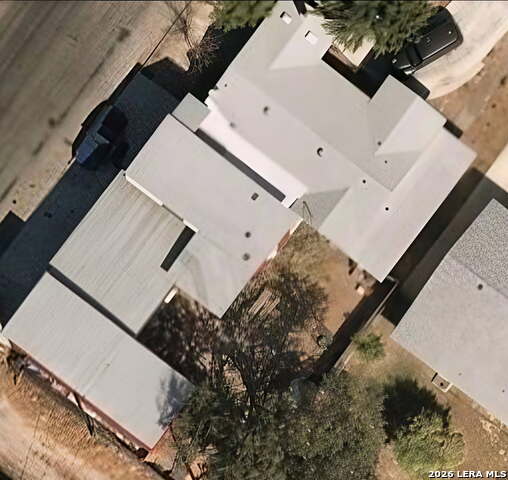 1916 N Main St Property Photo 34