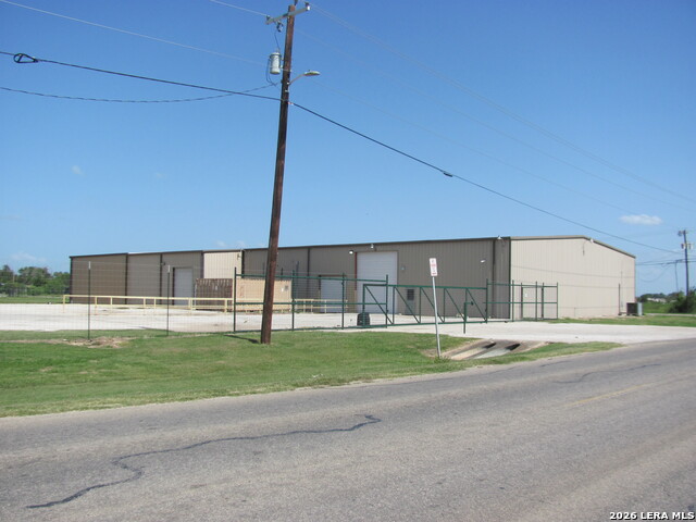 568 Carter Street Property Photo 1