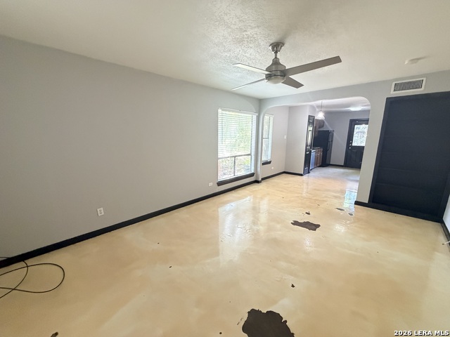 211 Natalen Property Photo 1