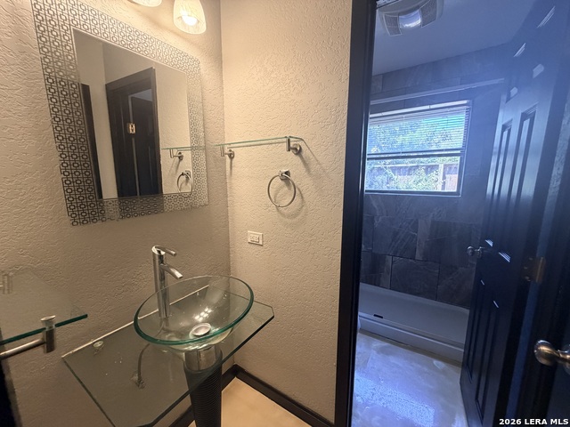 211 Natalen Property Photo 3