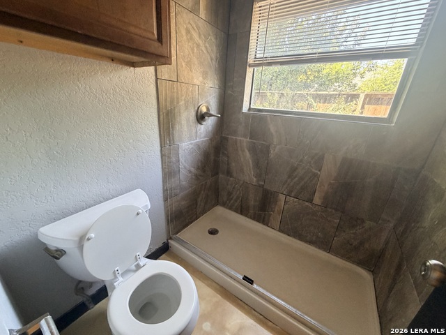 211 Natalen Property Photo 4