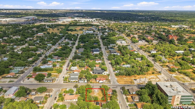 203 & 211 N Walters Property Photo 5