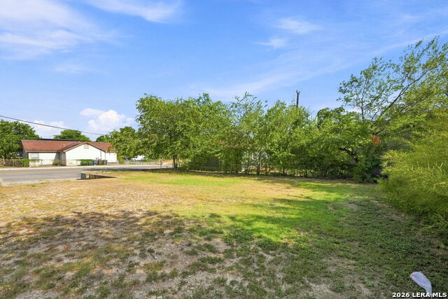 203 & 211 N Walters Property Photo 11