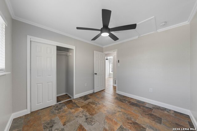 640 Crest Ln Property Photo 15