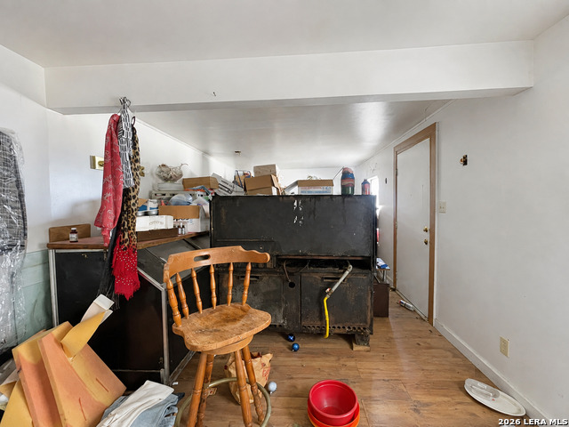 3110 Commerce St Property Photo 5